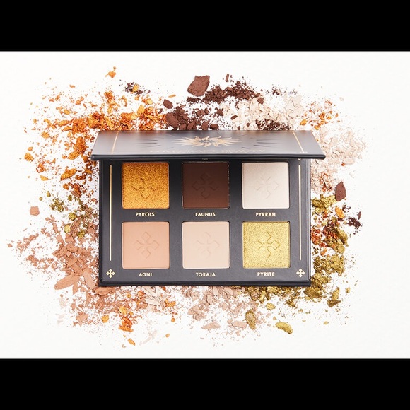 LOVECRAFT BEAUTY Eyeshadow Palette - Picture 2 of 7